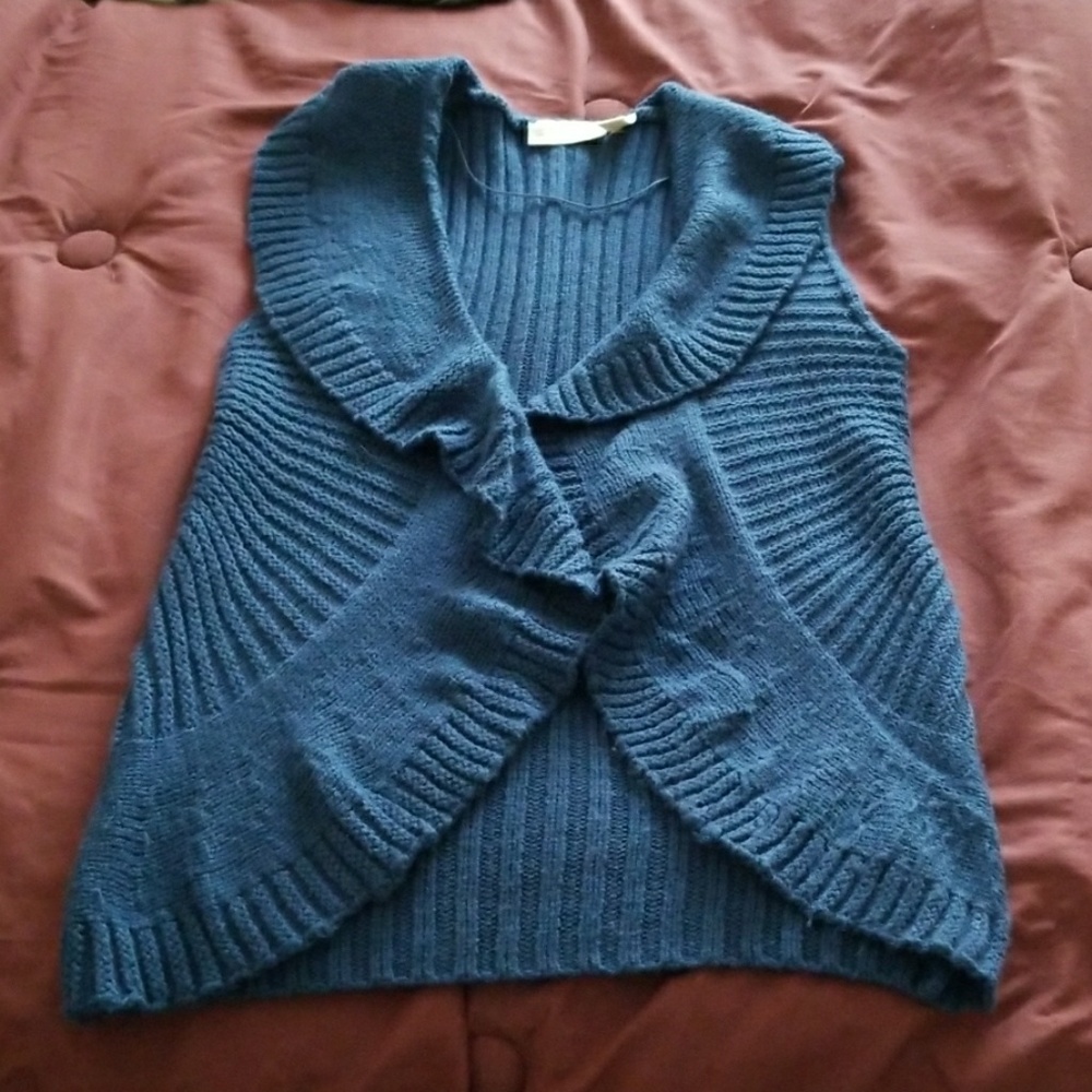 Red Camel sweater vest